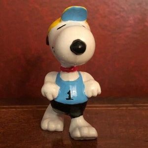 1966 Vintage Snoopy Toy, United Feature Snoopy Run